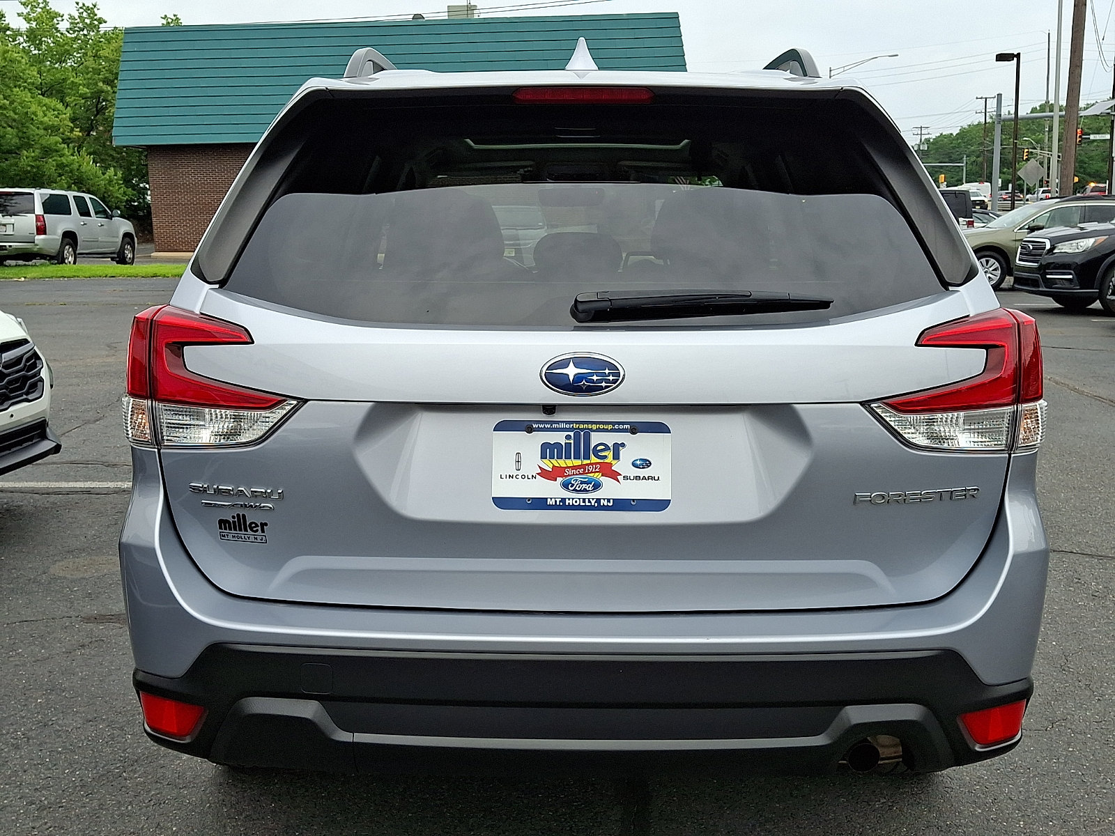 Used 2019 Subaru Forester Premium w/ All-Weather Package AWD/4WD image 5