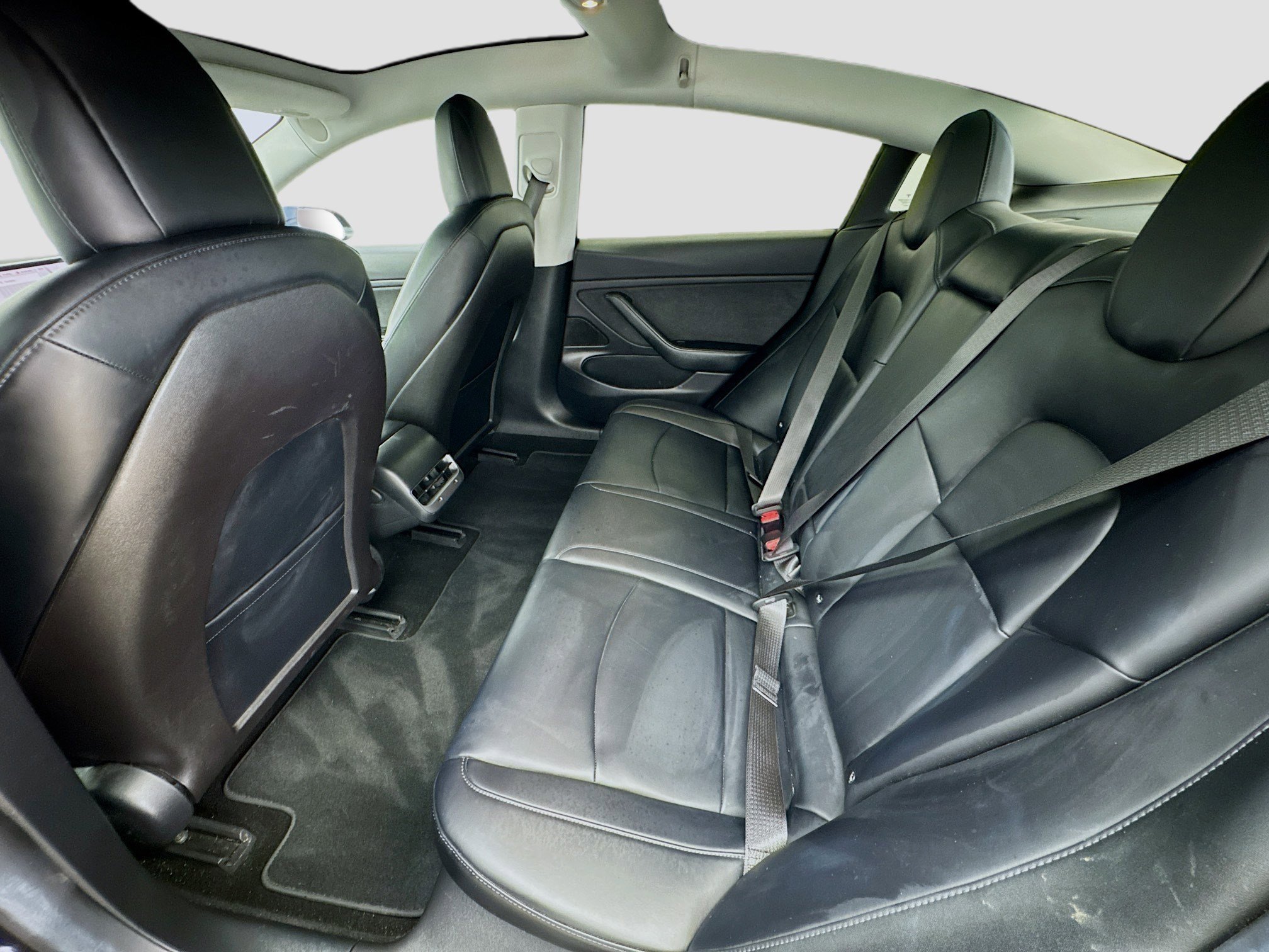 Used 2018 Tesla Model 3 Long Range image 16