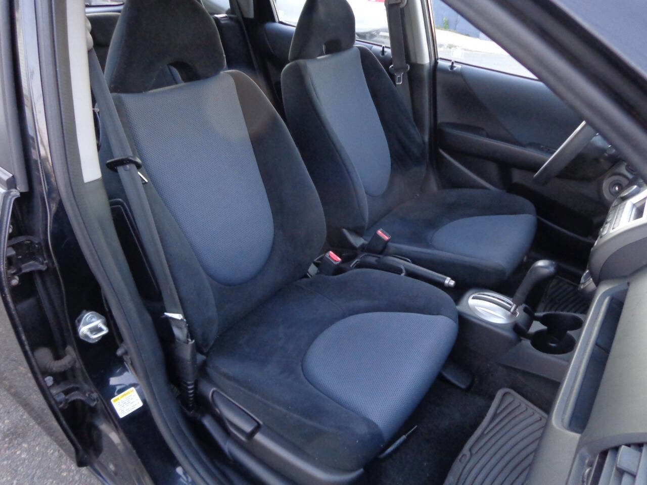 Used 2008 Honda Fit image 12