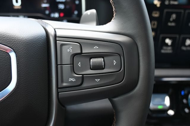 Used 2024 GMC Sierra 1500 AT4 w/ AT4 Premium Package AWD/4WD image 37
