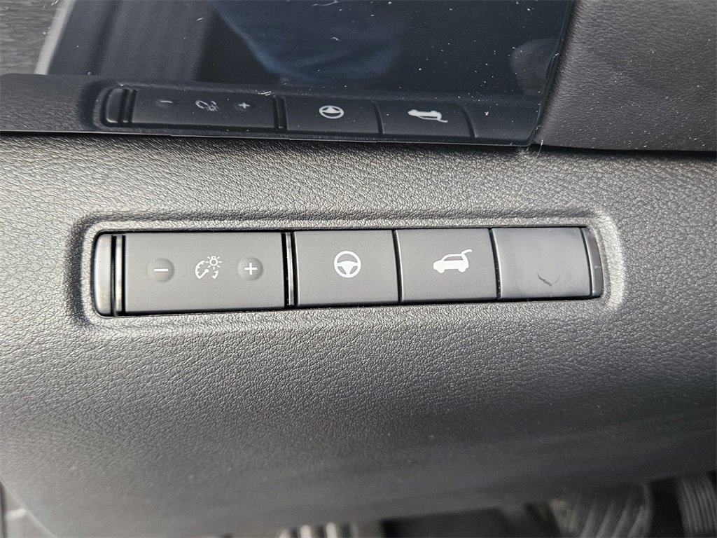 New 2025 Nissan Pathfinder SV image 26