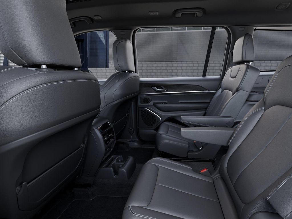 New 2026 Jeep Grand Cherokee L Limited w/ Limited Altitude Package RWD image 23