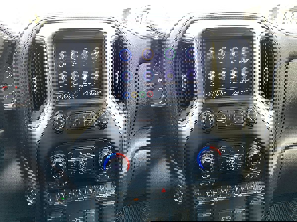 Used 2021 Chevrolet Silverado 3500 LTZ w/ LTZ Convenience Package image 24