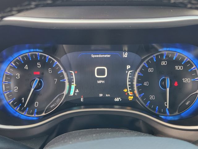 New 2026 Chrysler Pacifica Select FWD image 11