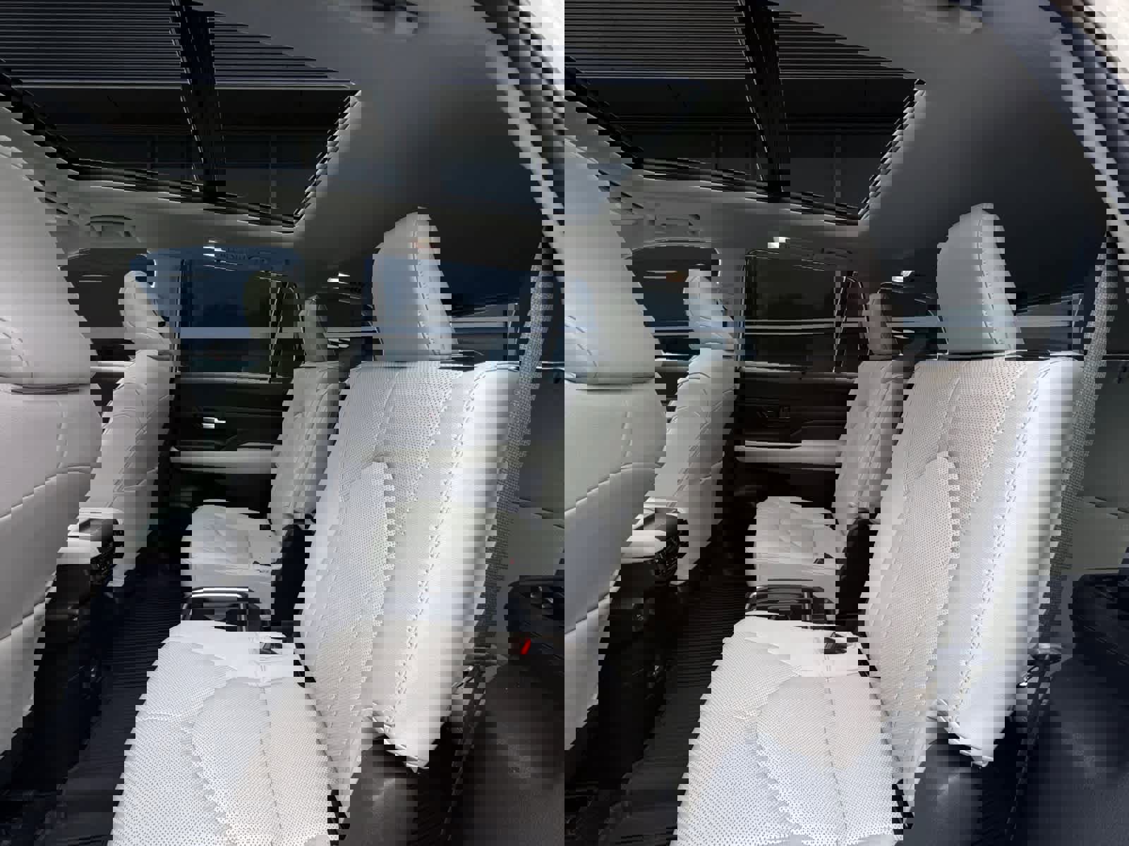 Used 2024 Toyota Grand Highlander Limited image 16