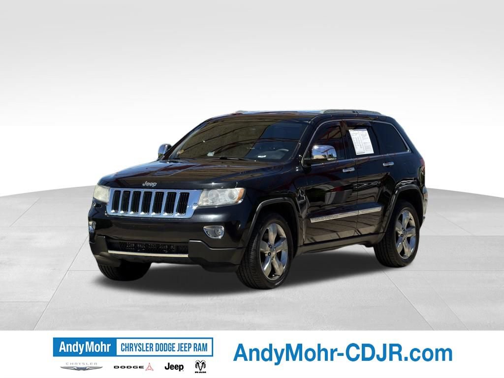 Used 2011 Jeep Grand Cherokee Limited w/ Luxury Group II AWD/4WD image 3