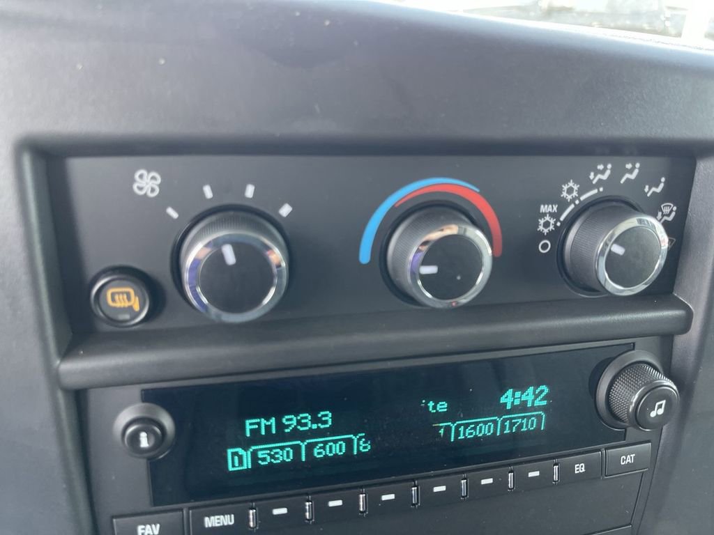 New 2025 Chevrolet Express 3500 Extended w/ Driver Convenience Package image 13