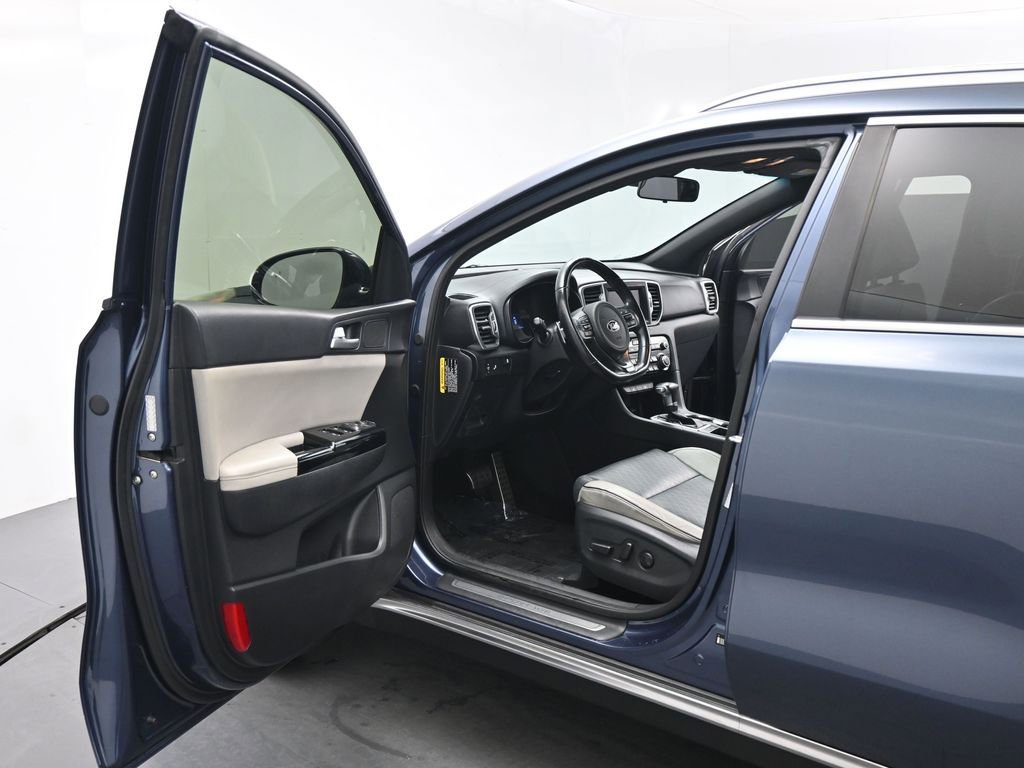 Used 2018 Kia Sportage EX w/ EX Sport Appearance Package image 9