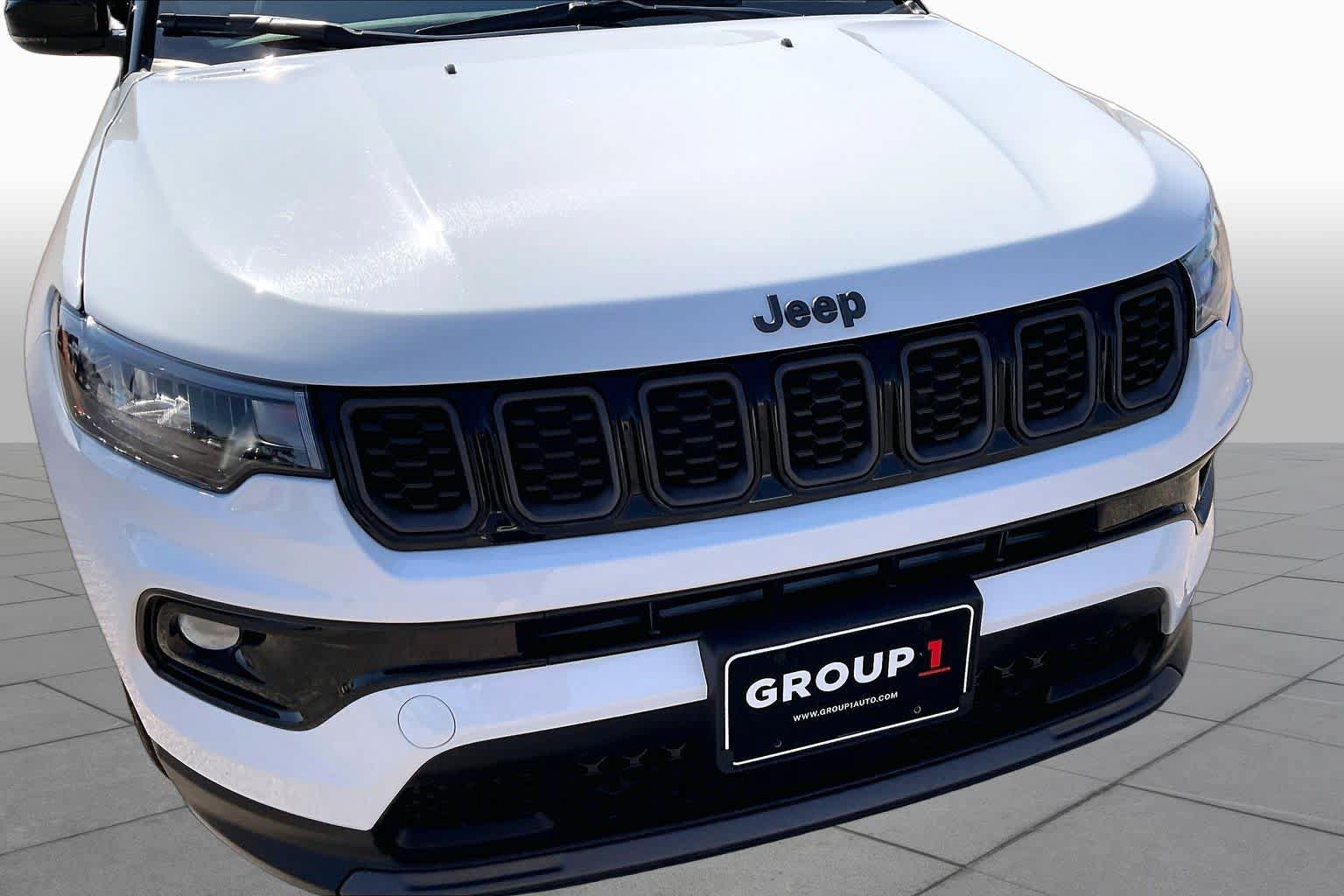 Used 2026 Jeep Compass Limited AWD/4WD image 27