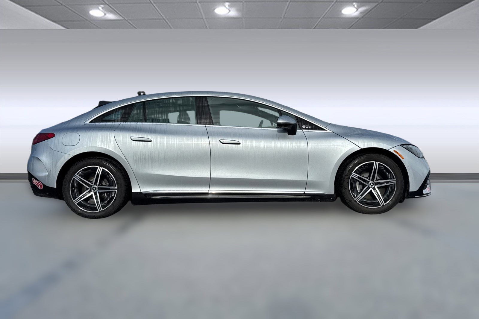 Used 2023 Mercedes-Benz EQE 350+ Sedan image 7