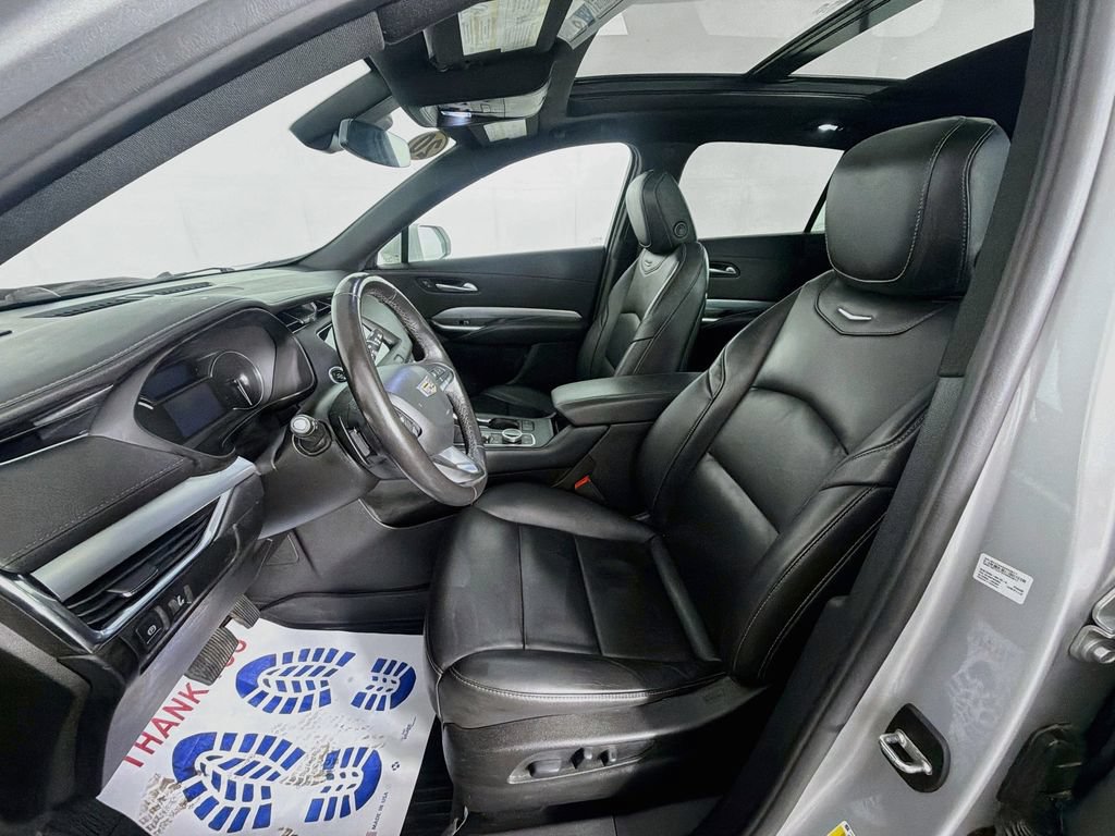 Used 2020 Cadillac XT4 Premium Luxury w/ Driver Awareness Package AWD/4WD image 19