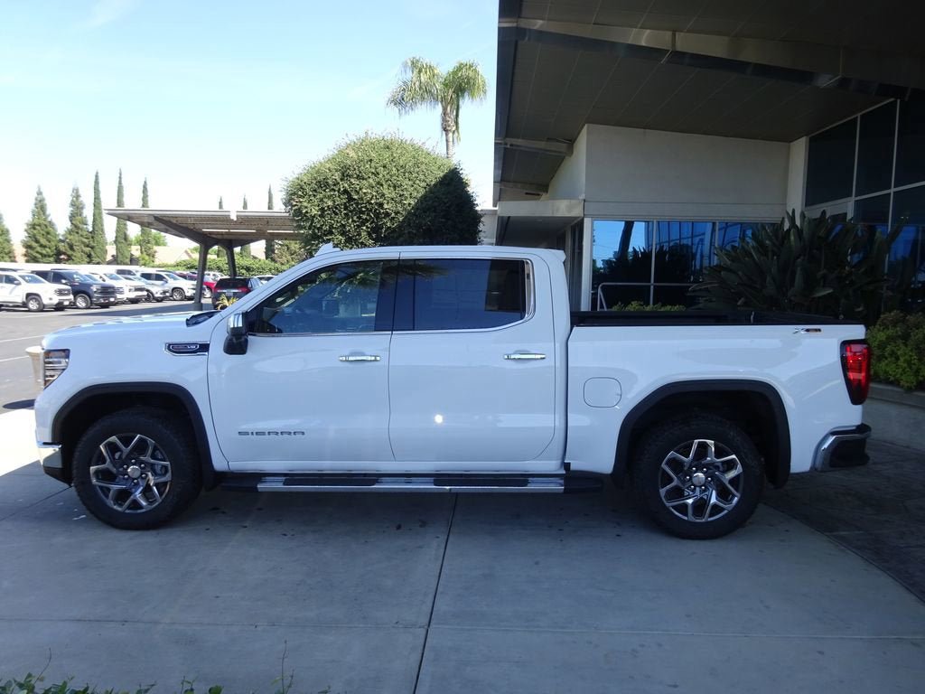 New 2026 GMC Sierra 1500 SLT AWD/4WD image 4