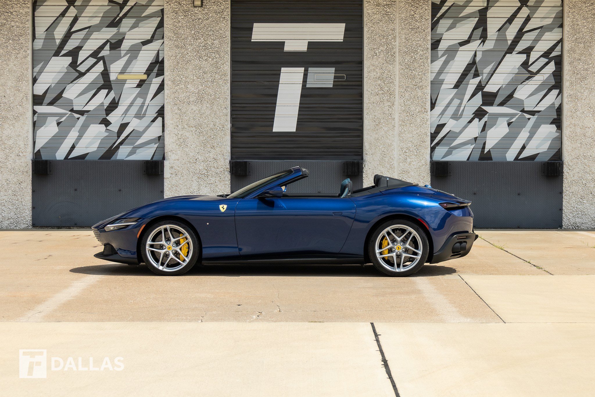 Used 2025 Ferrari Roma Spider