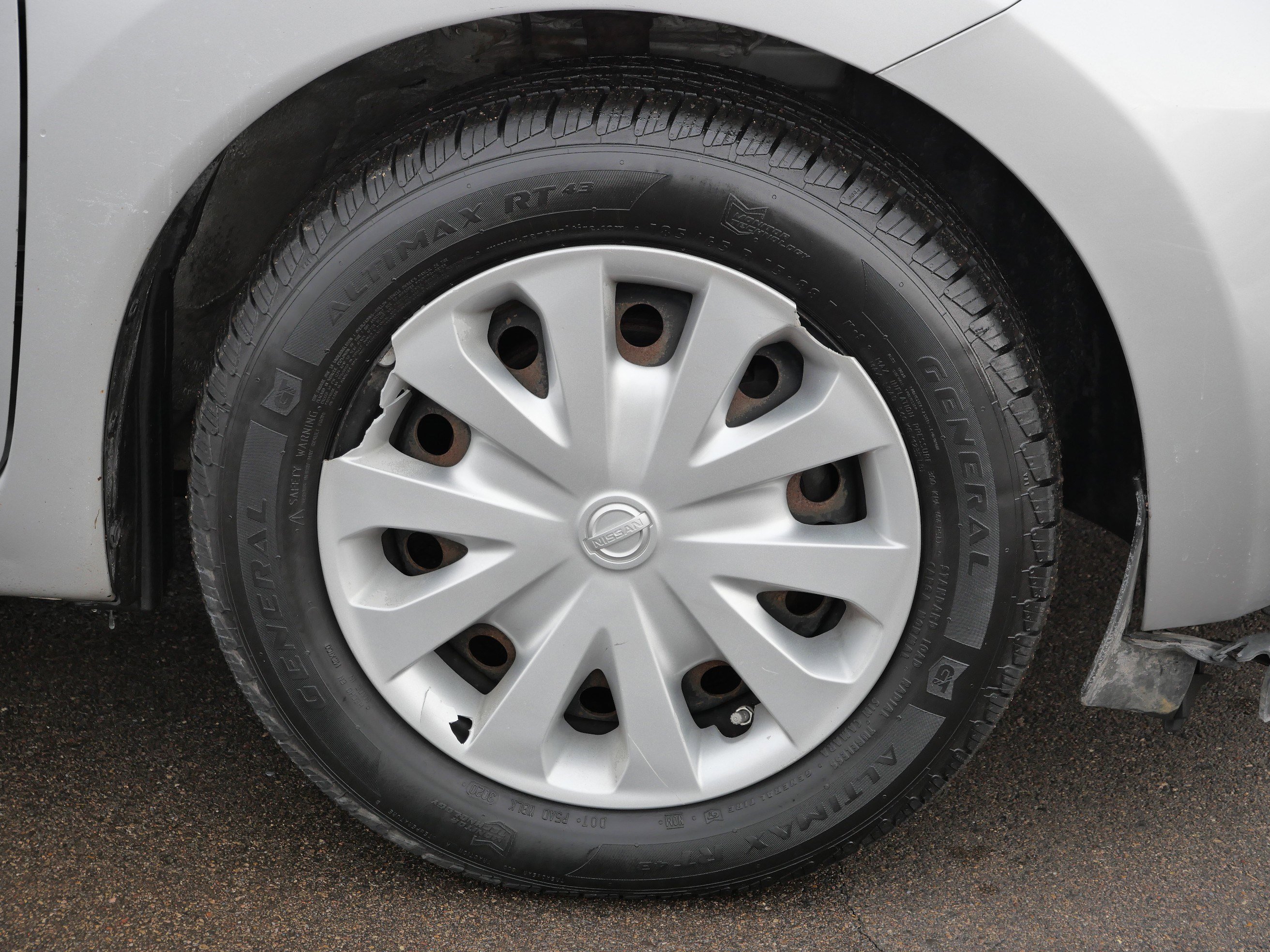 Used 2016 Nissan Versa Note SV image 15