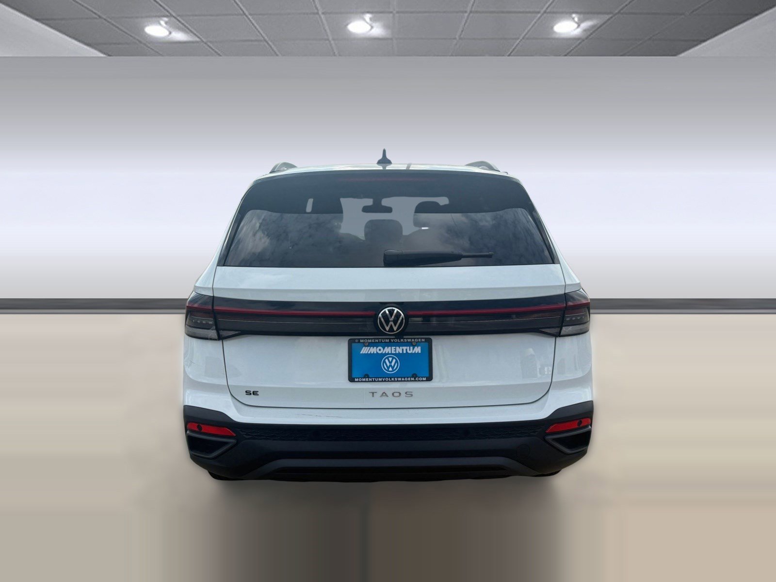 New 2026 Volkswagen Taos SE image 9
