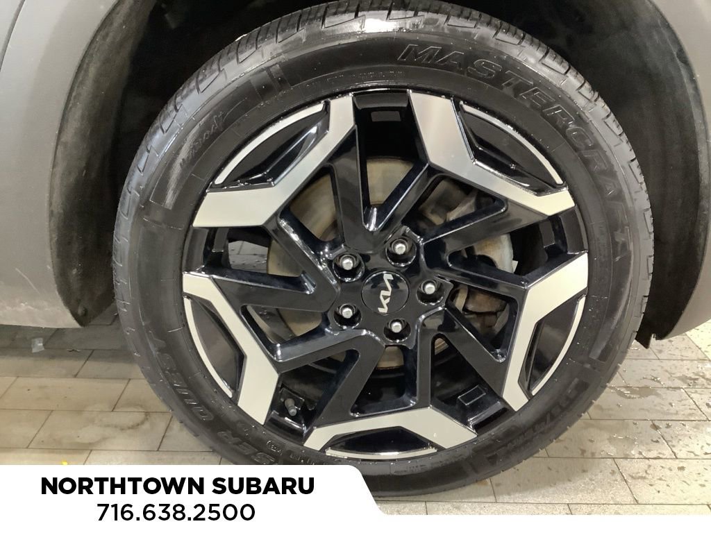 Used 2024 Kia Seltos SX image 28