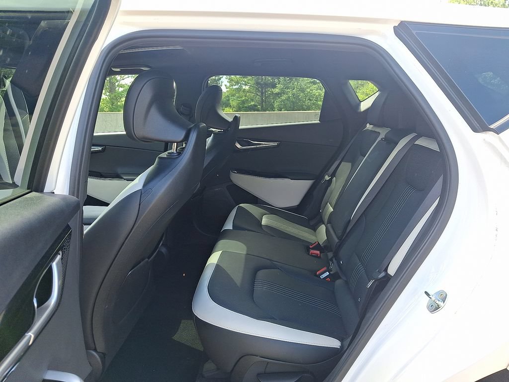 Used 2024 Kia EV6 GT-Line AWD/4WD image 12