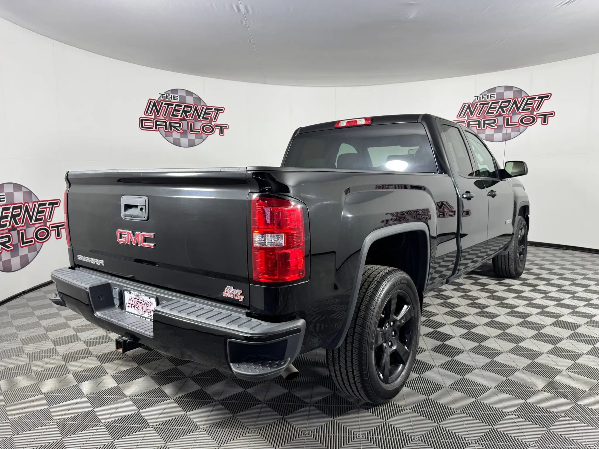 Used 2019 GMC Sierra 1500 Limited w/ Elevation Edition AWD/4WD image 7