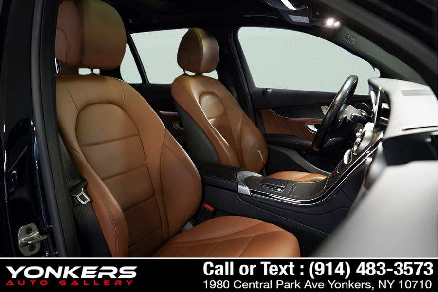 Used 2022 Mercedes-Benz GLC 300 4MATIC image 30