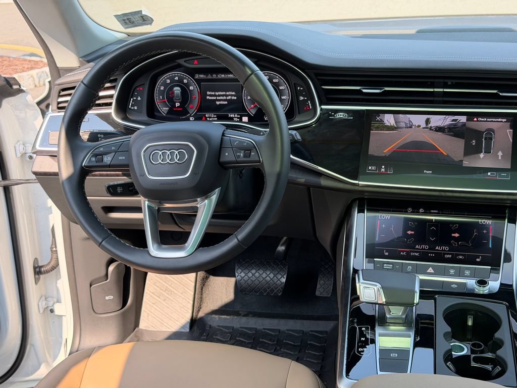 Used 2025 Audi Q8 Premium w/ Convenience Package AWD/4WD image 22