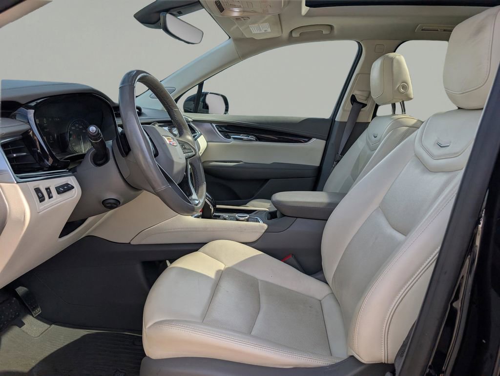 Used 2021 Cadillac XT6 Premium Luxury image 17