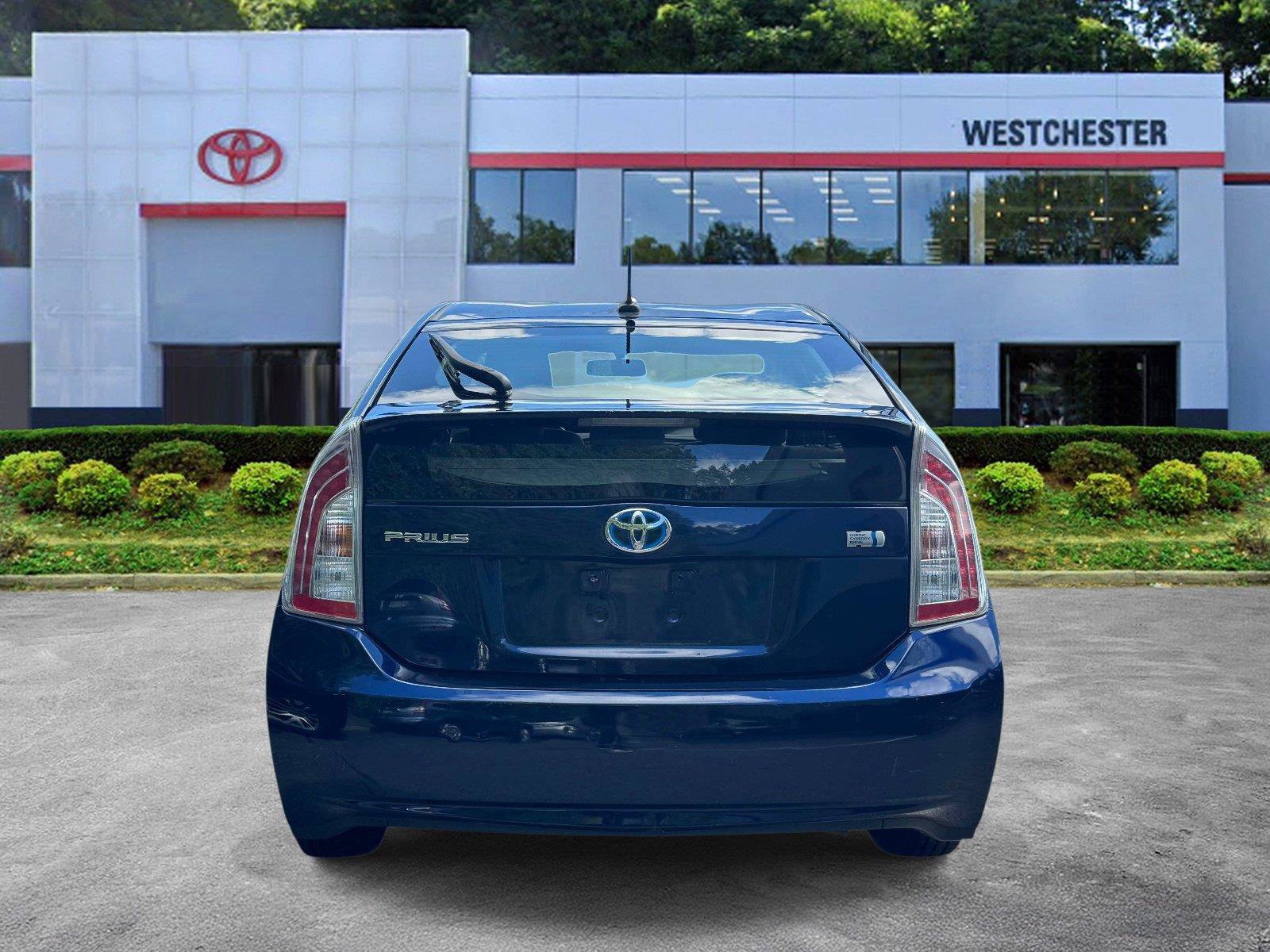 Used 2015 Toyota Prius Three FWD image 6