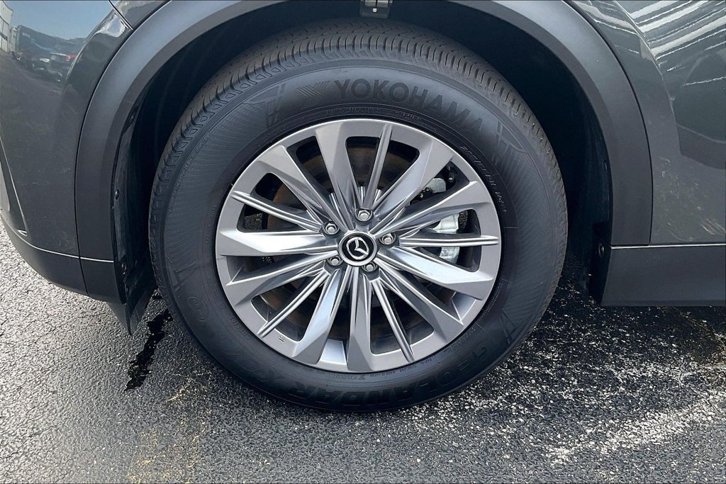Used 2025 MAZDA CX-90 3.3 Turbo w/ Preferred Package AWD/4WD image 8