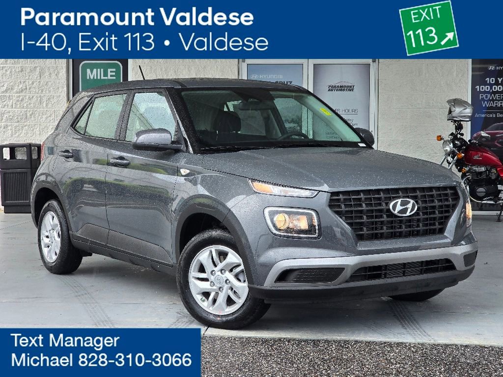 New 2025 Hyundai Venue SE