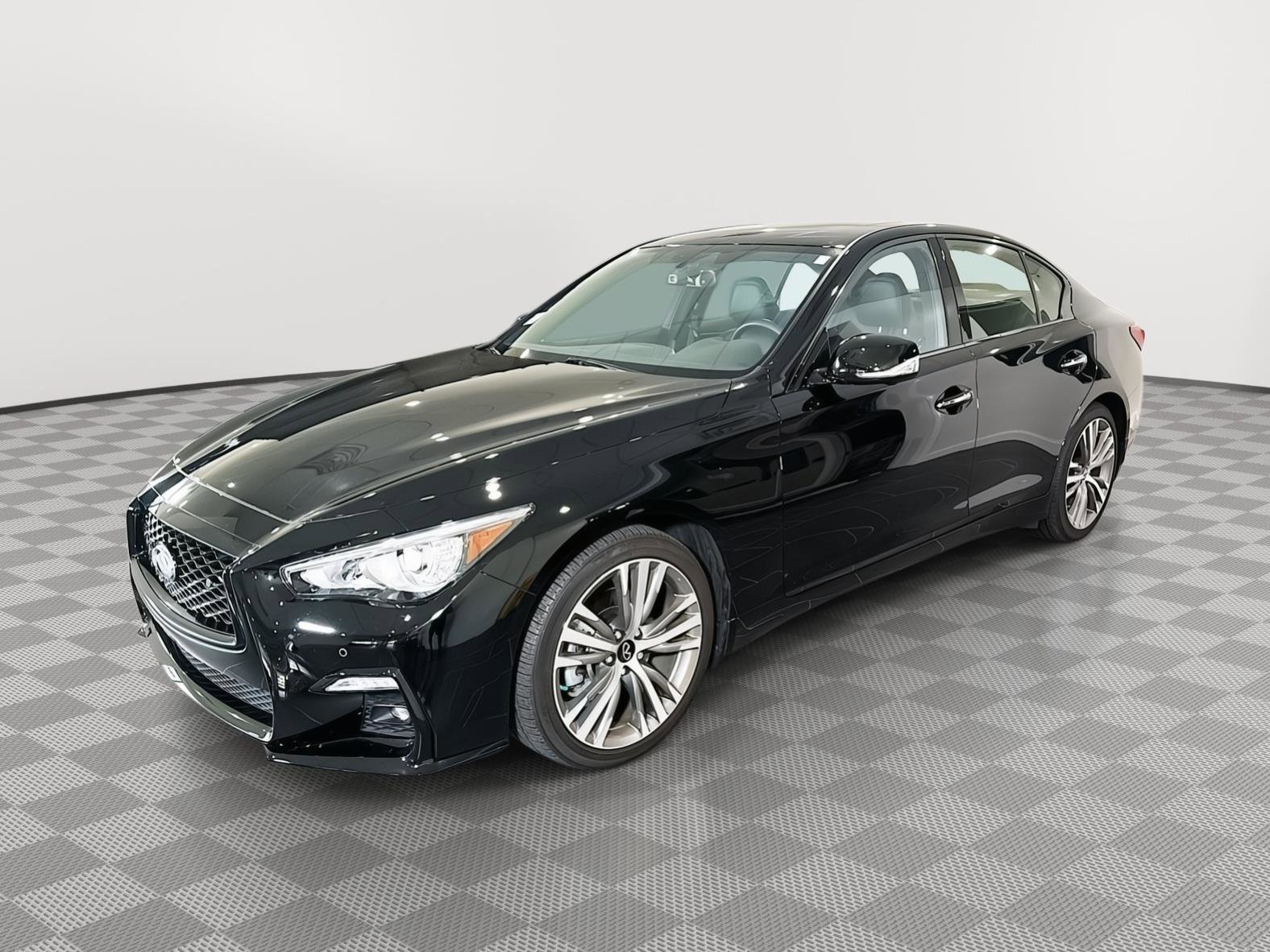 Used 2024 INFINITI Q50 Sensory AWD/4WD image 1
