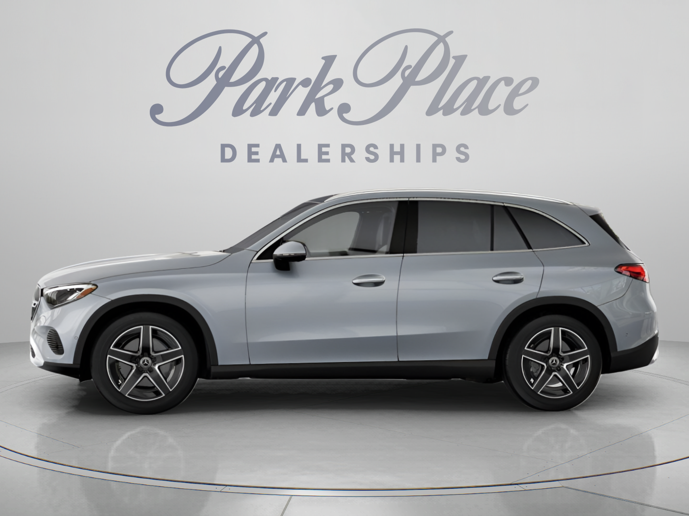 Used 2026 Mercedes-Benz GLC 300 image 6