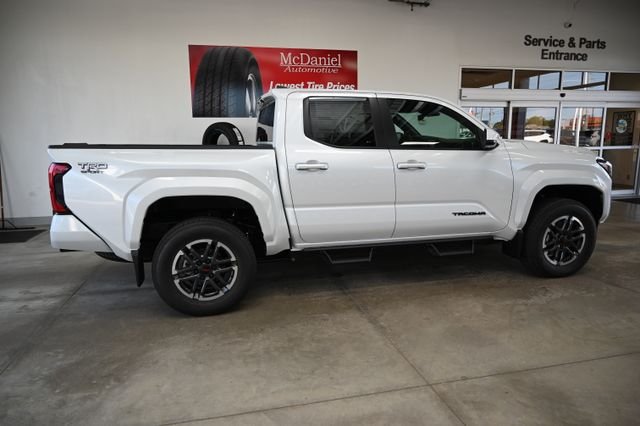 New 2026 Toyota Tacoma TRD Sport AWD/4WD image 5