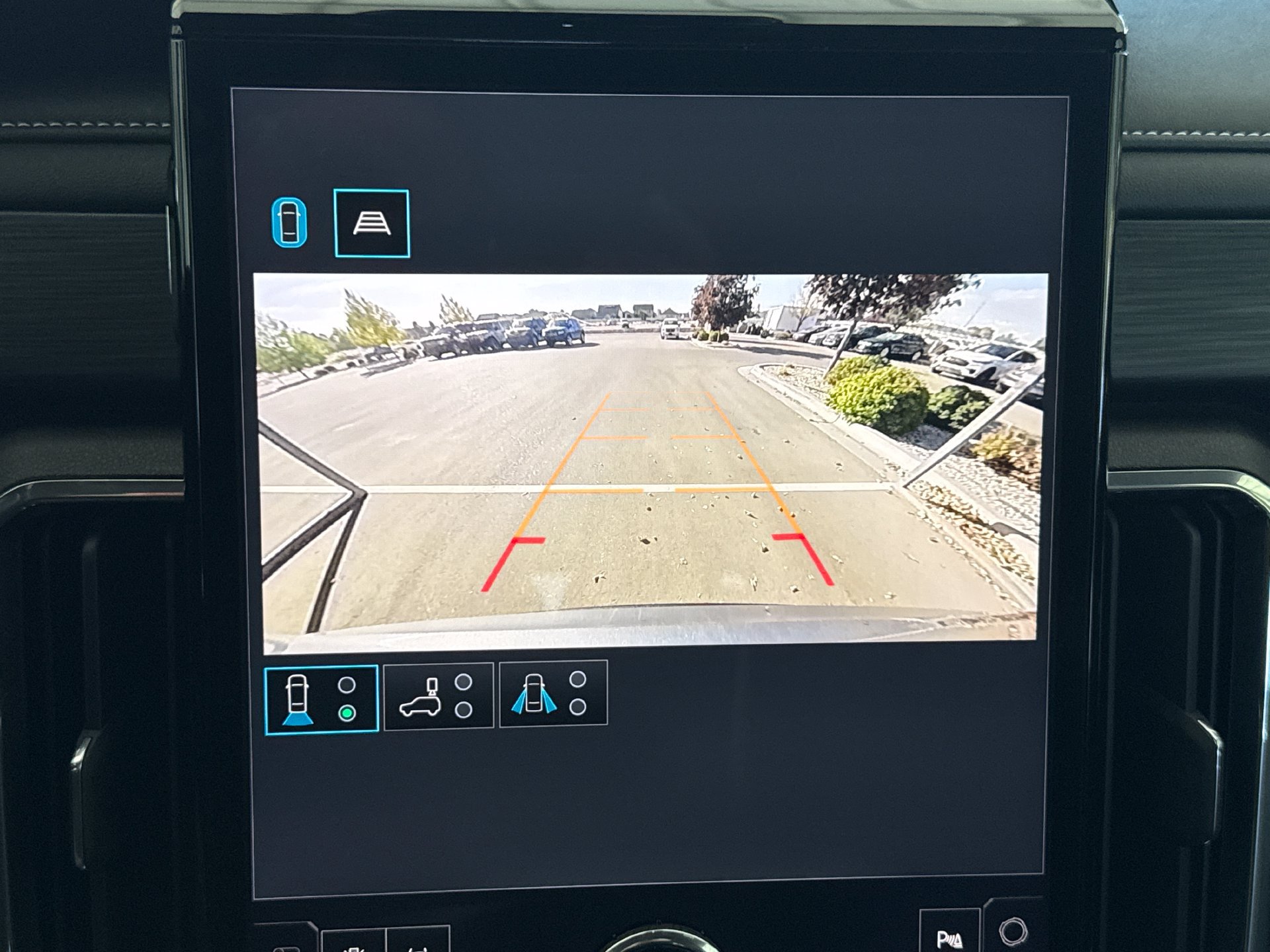 Used 2024 GMC Acadia Elevation w/ Luxury Package FWD image 6
