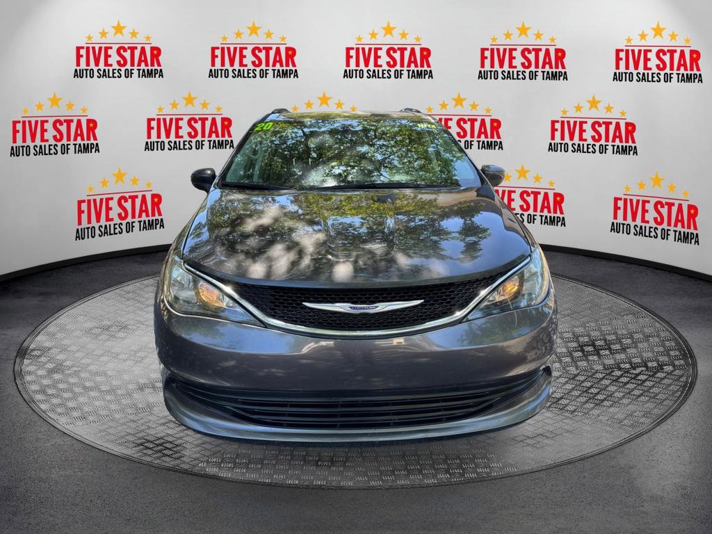 Used 2020 Chrysler Voyager Lxi FWD image 2