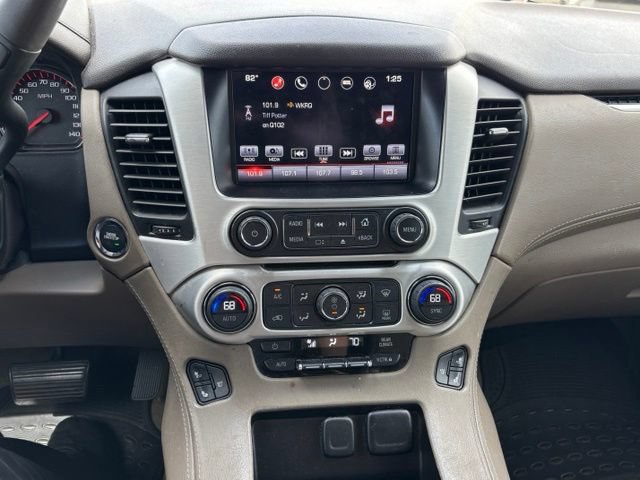 Used 2016 GMC Yukon XL SLT w/ Open Road Package AWD/4WD image 22