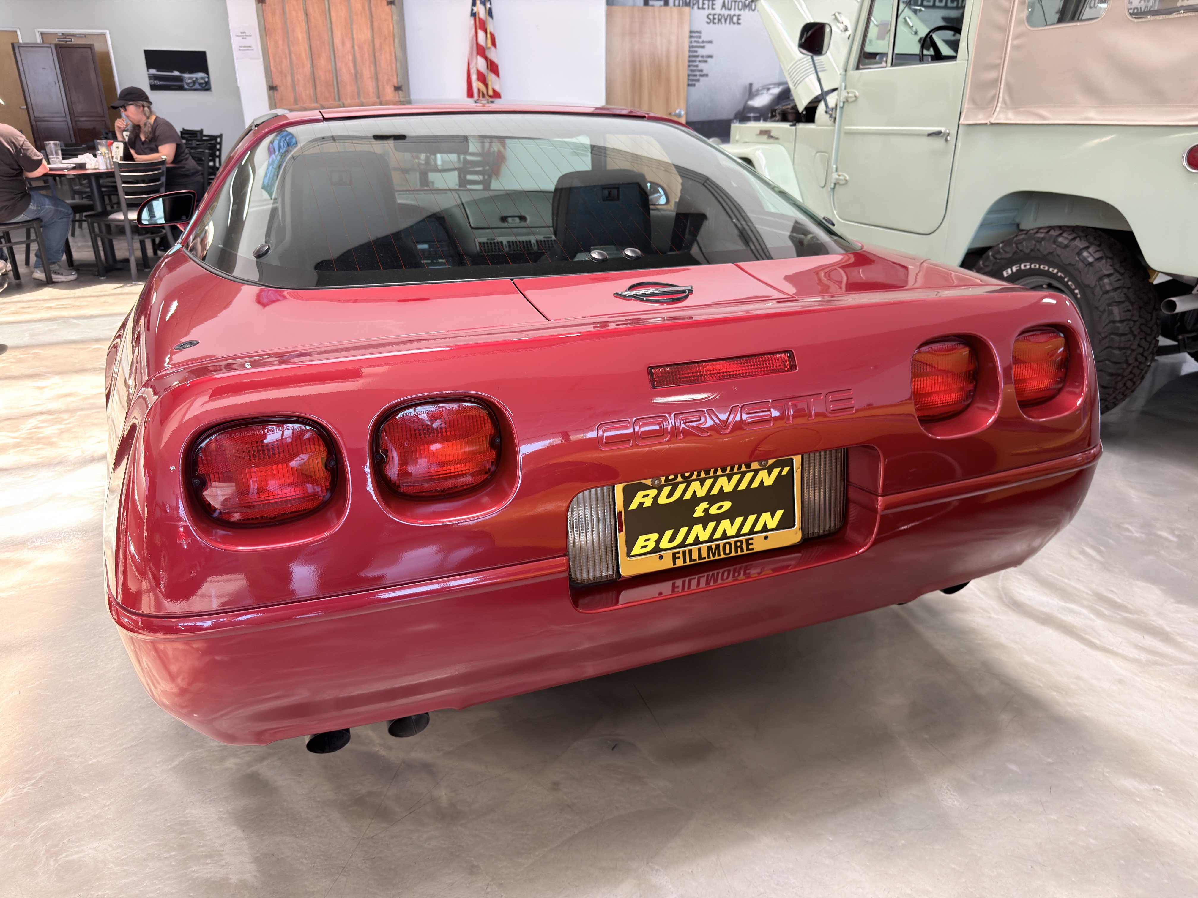 Used 1991 Chevrolet Corvette Coupe RWD image 7