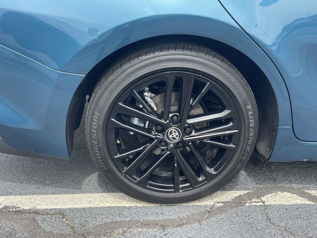 Used 2025 Toyota Camry SE w/ Multimedia Upgrade Package FWD image 9