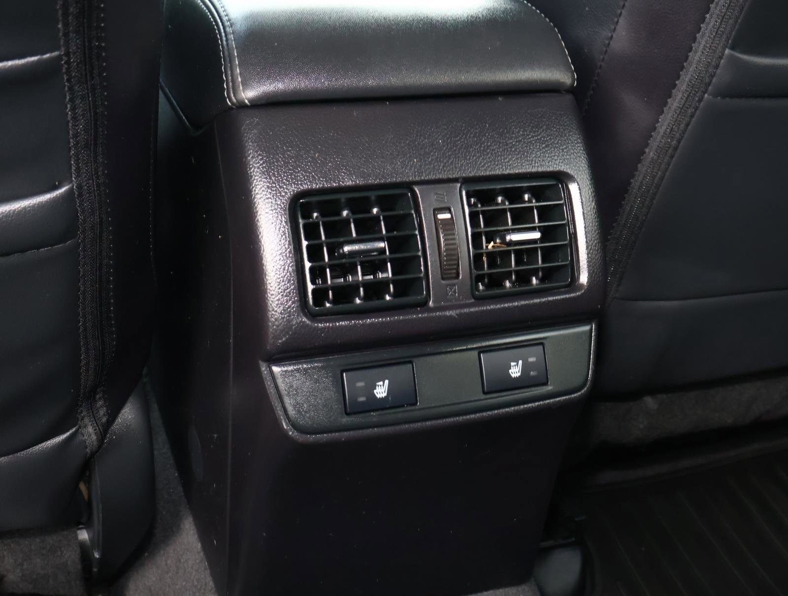 Used 2017 Subaru Outback 3.6R Limited image 13