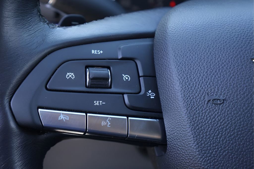 Used 2022 Cadillac XT4 Luxury image 19