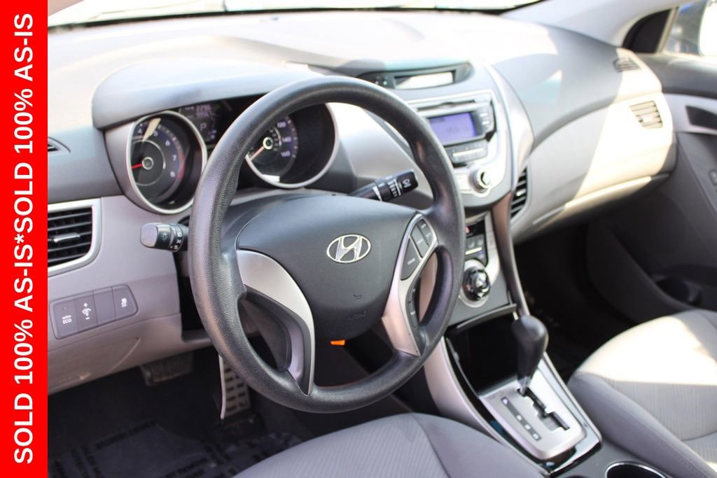 Used 2013 Hyundai Elantra GLS image 16