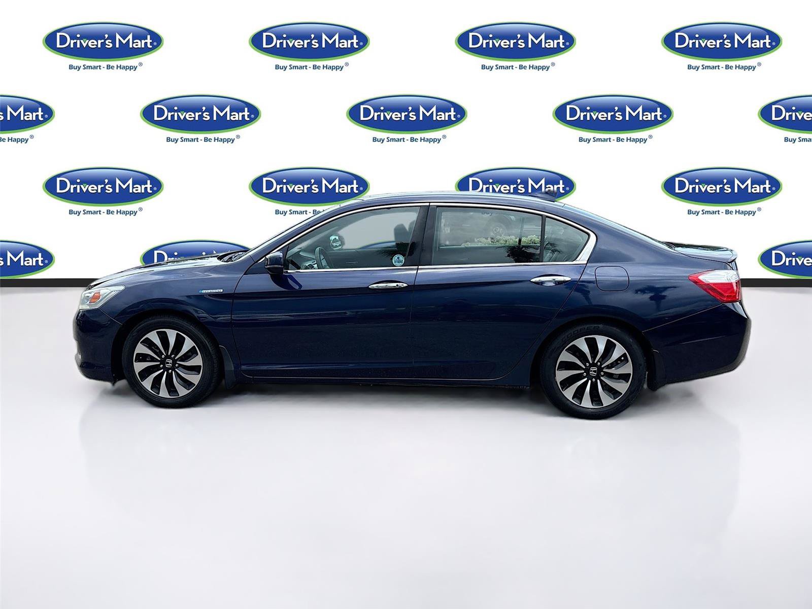 Used 2015 Honda Accord Touring image 4