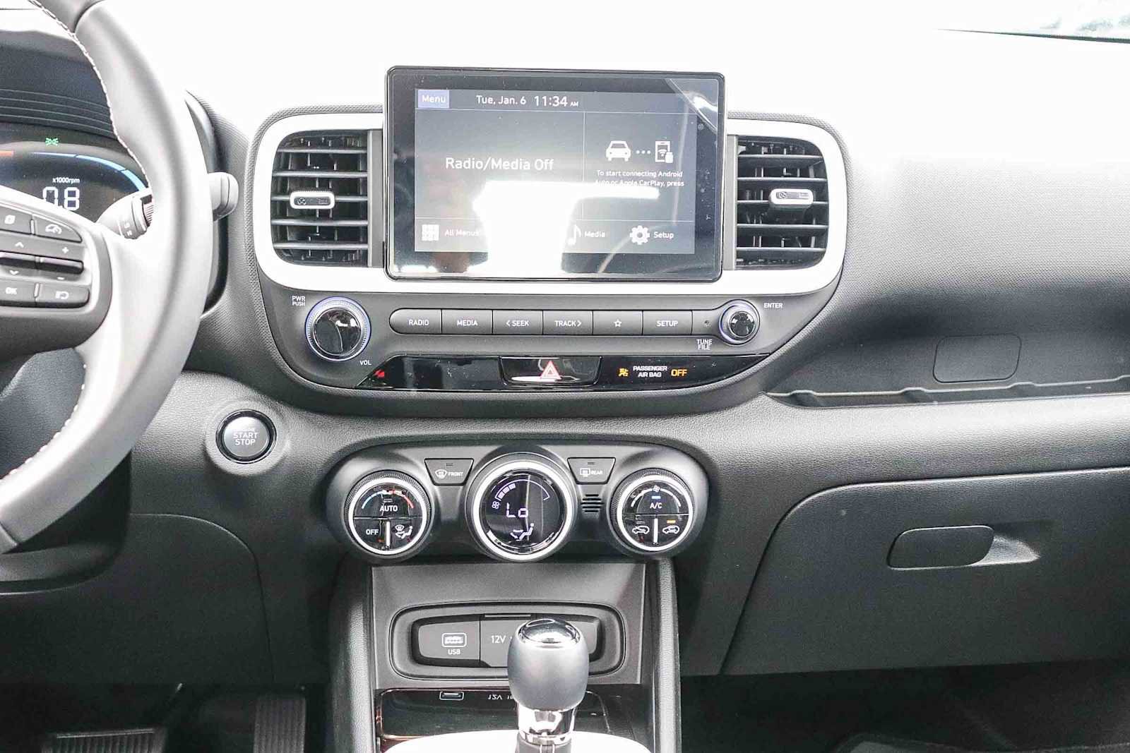 New 2026 Hyundai Venue SEL FWD image 14
