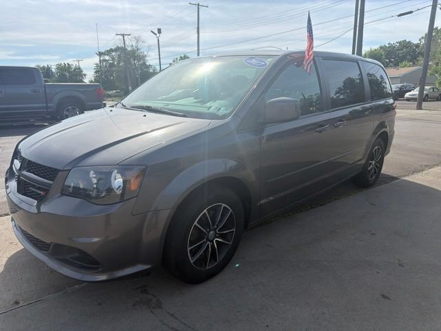 Used 2017 Dodge Grand Caravan SE FWD image 7