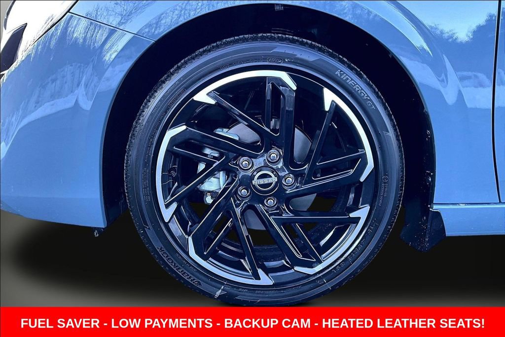 New 2026 Nissan Sentra SR w/ SR Premium Package FWD image 12