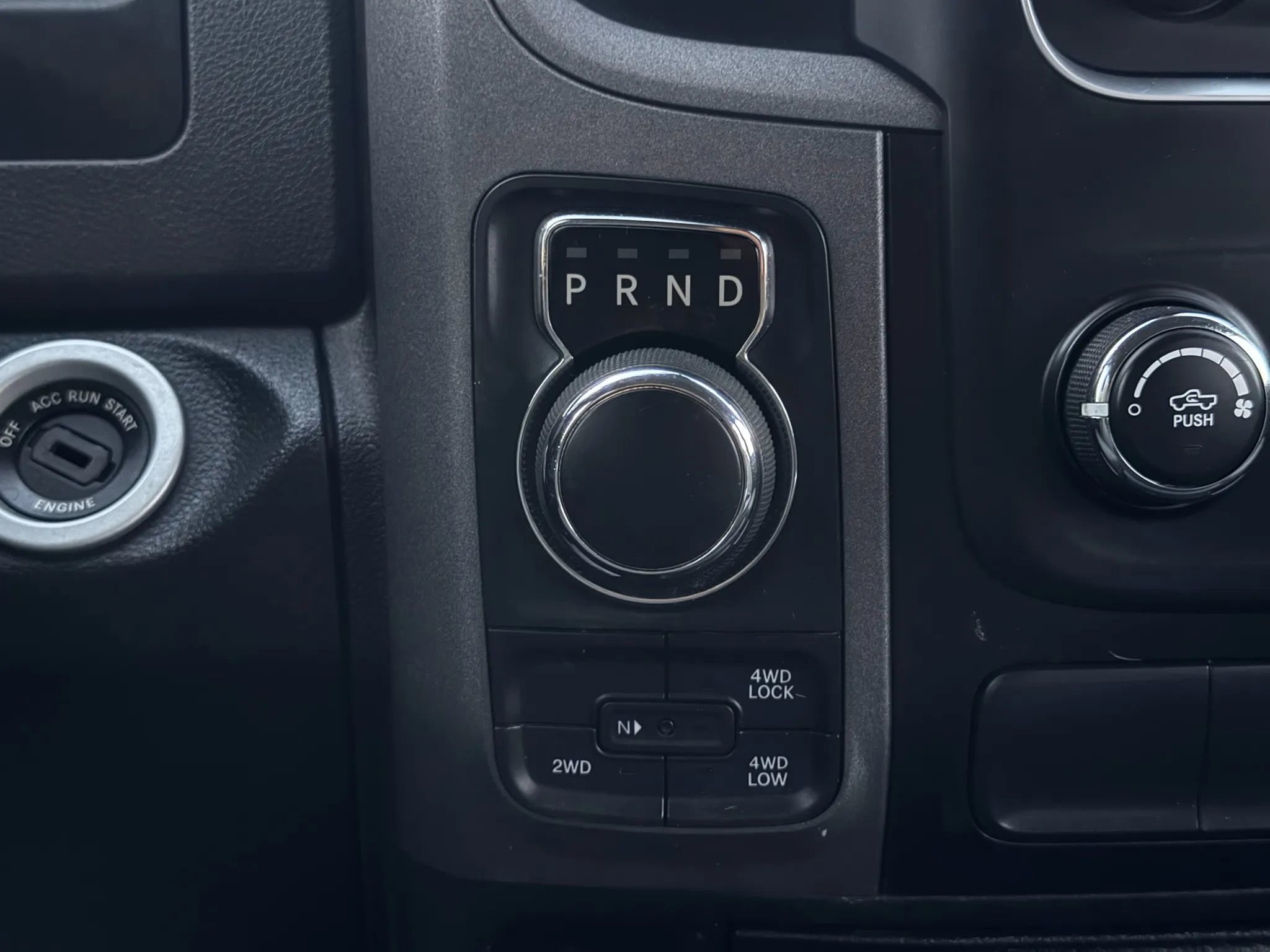 Used 2017 RAM 1500 Express image 29