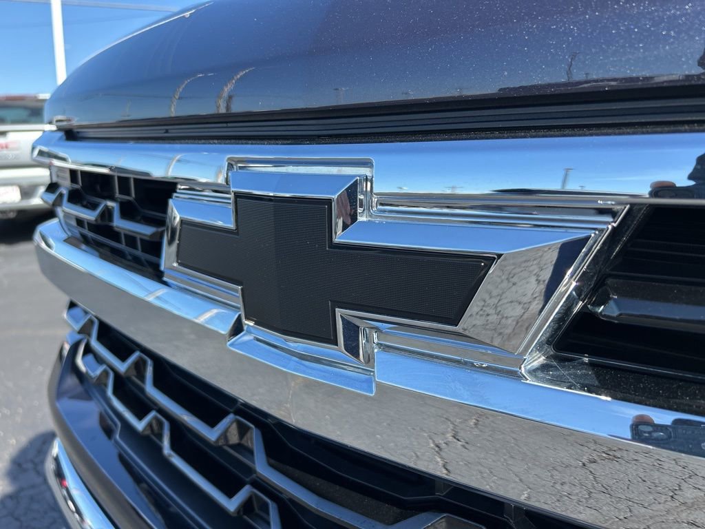Used 2022 Chevrolet Silverado 1500 LT w/ Z71 Off-Road Package AWD/4WD image 19