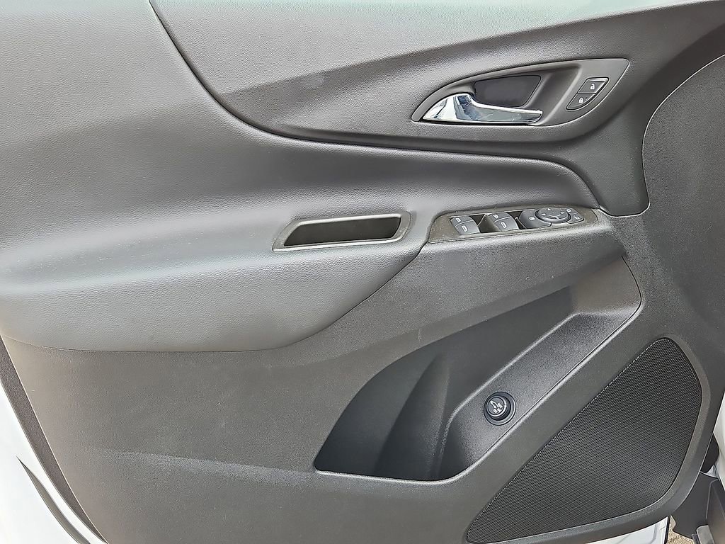 Used 2024 Chevrolet Equinox LT image 13