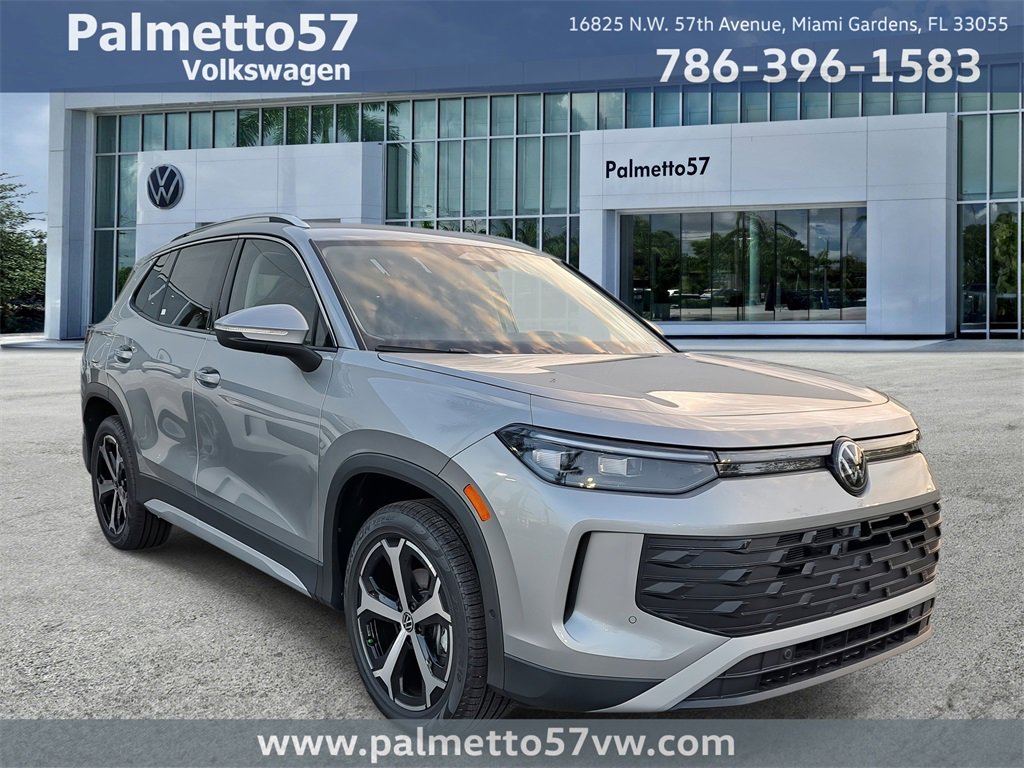 New 2025 Volkswagen Tiguan SE