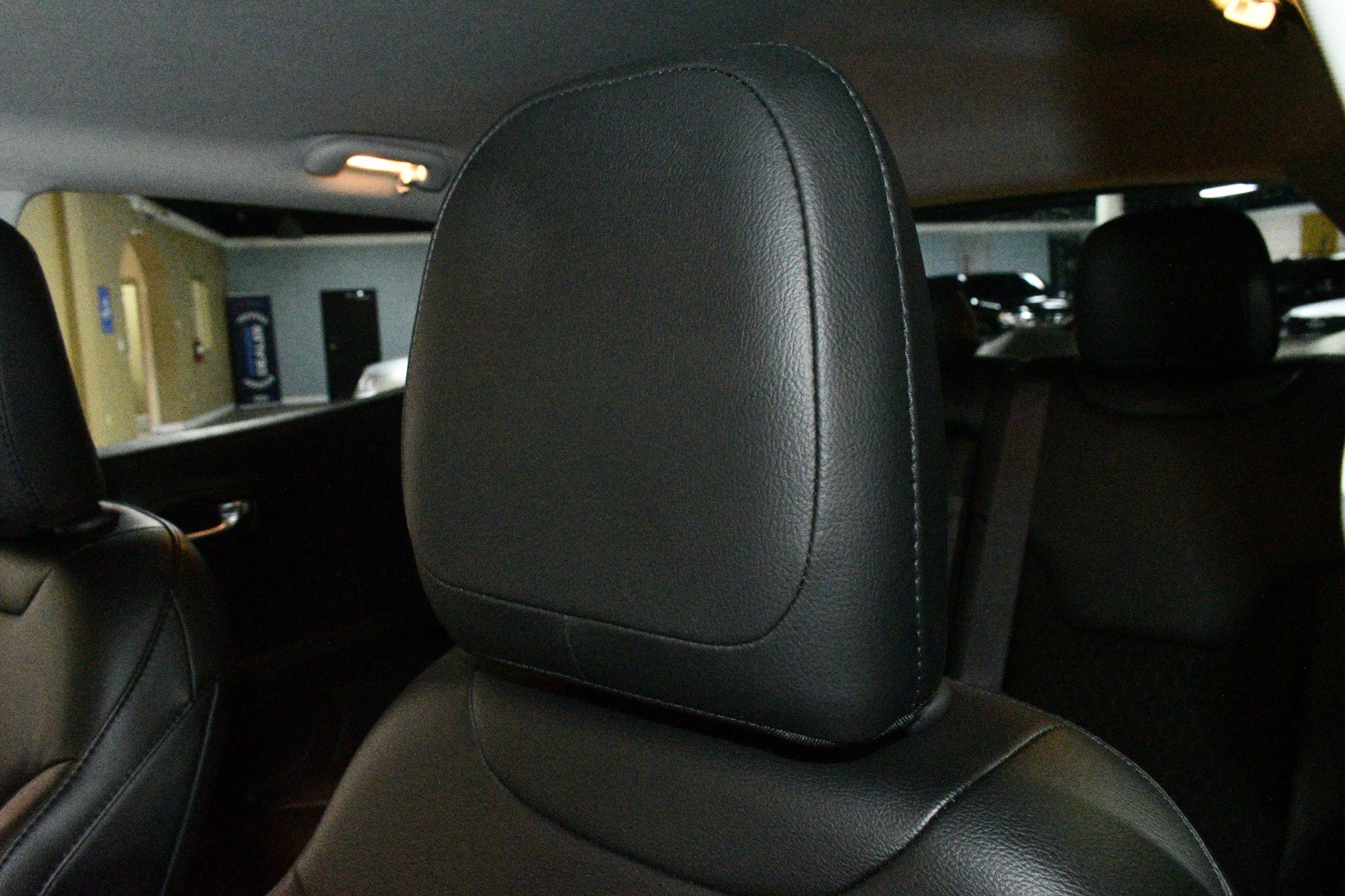 Used 2019 Jeep Compass Latitude w/ Popular Equipment Group image 9