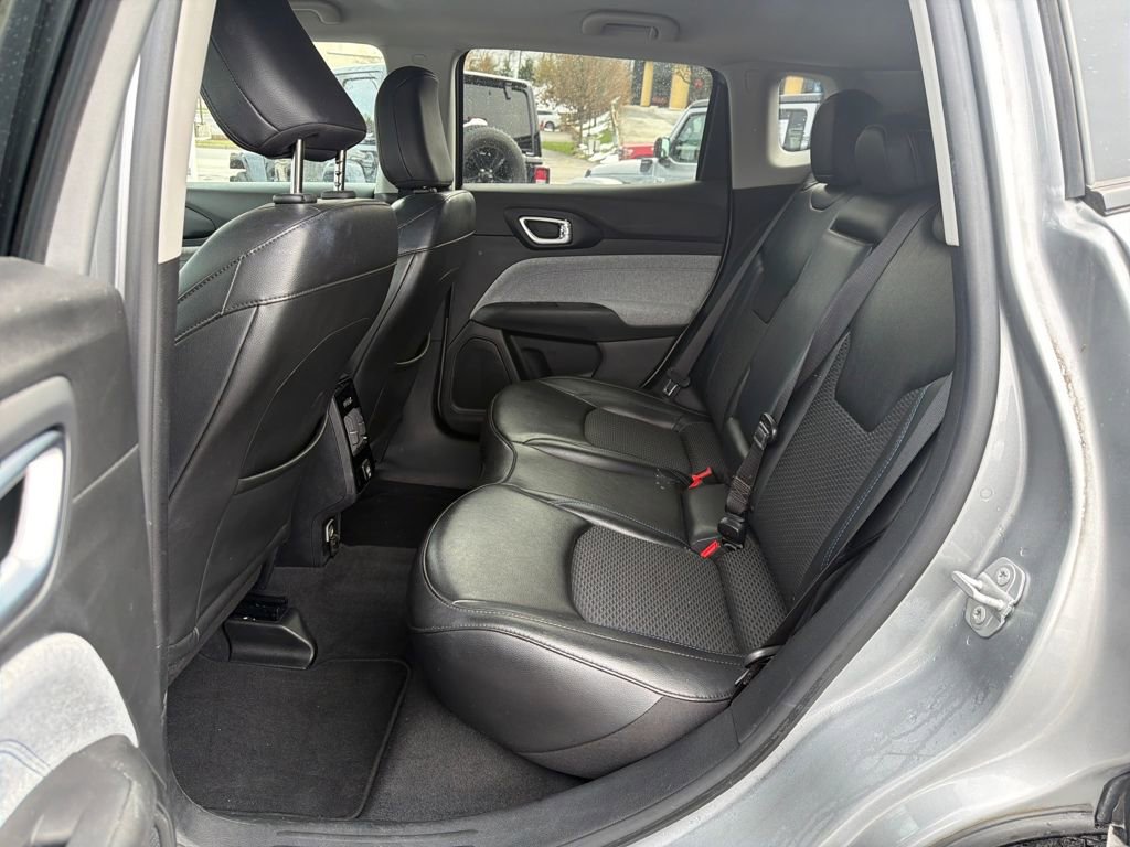 Used 2022 Jeep Compass Latitude image 22