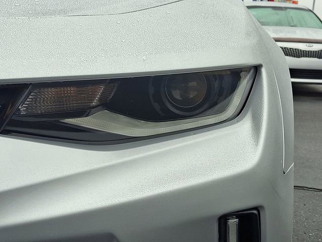 Used 2017 Chevrolet Camaro LT w/ RS Package image 9